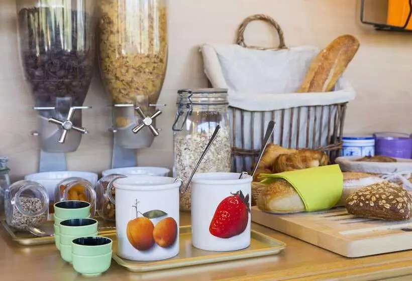 Отель The Originals City, Hôtel Rey Du Mont Sion, Saint Julien En Genevois Sud