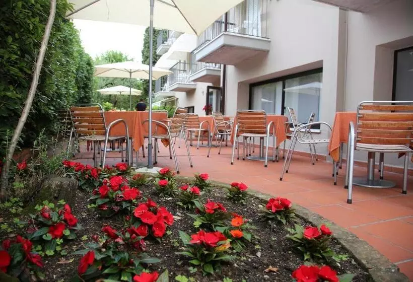 ホテル Villa Maria