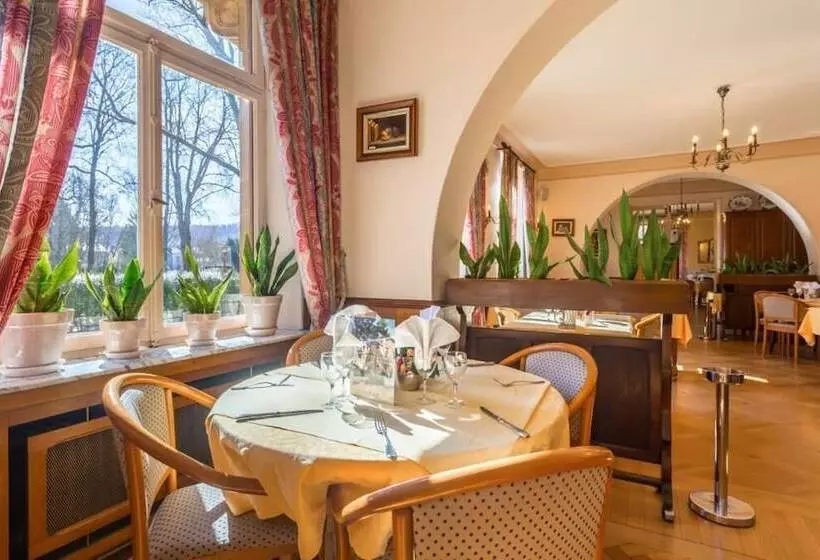 Logis Hotel Restaurant Remotel