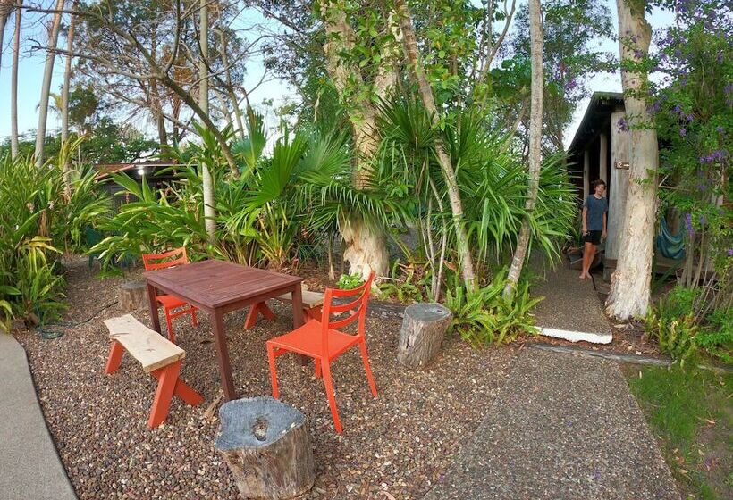 בית מלון כפרי Woolshed Eco Lodge