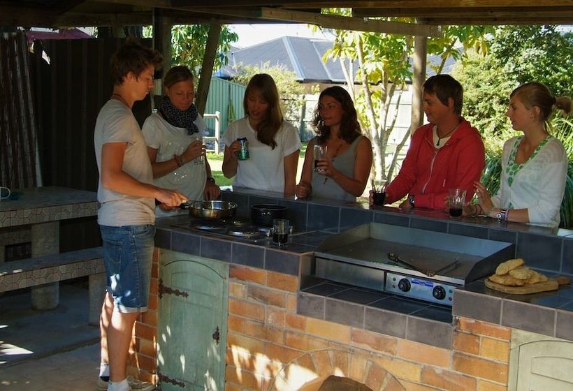 בית מלון כפרי Woolshed Eco Lodge