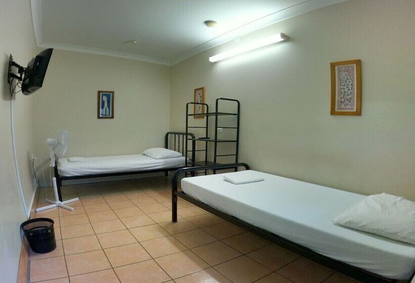 בית מלון כפרי Woolshed Eco Lodge