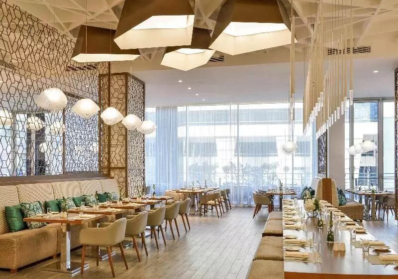 هتل Grand Mercure Dubai City