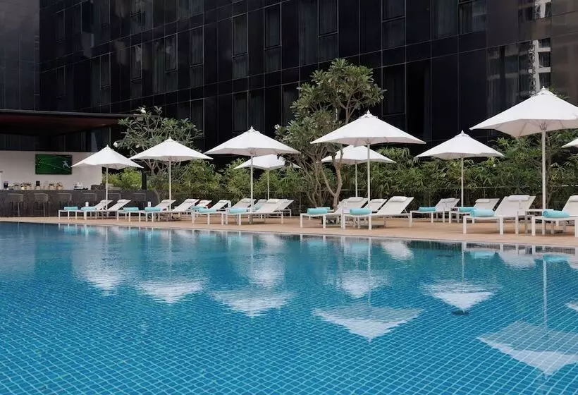 هتل Grand Mercure Dubai City