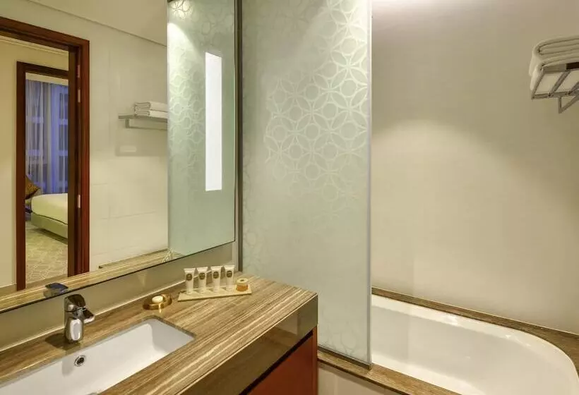 هتل Grand Mercure Dubai City