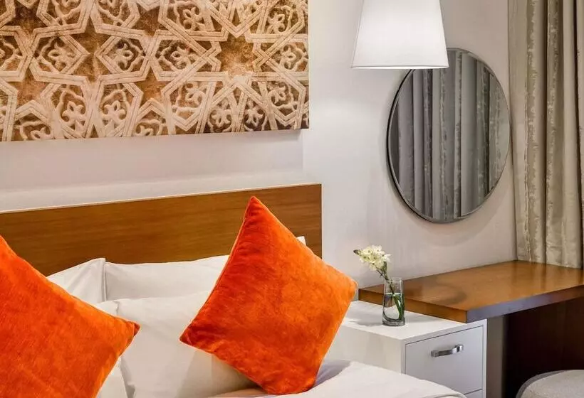 هتل Grand Mercure Dubai City