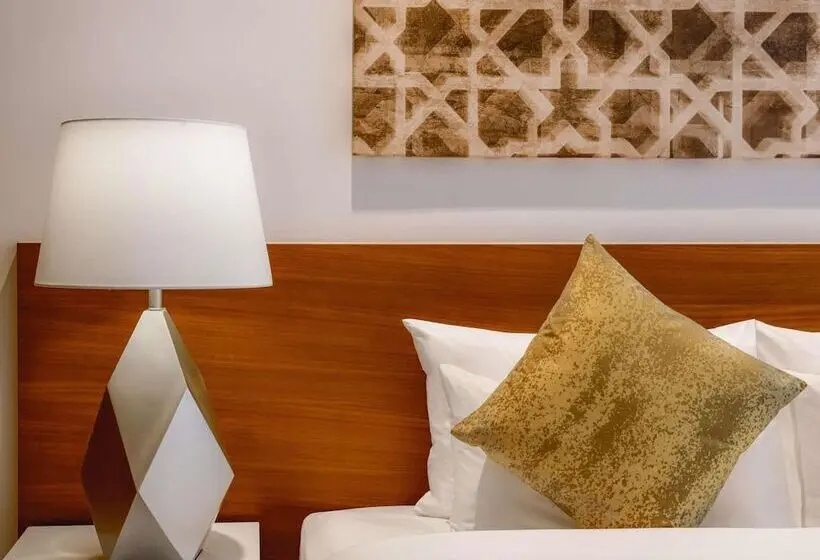 هتل Grand Mercure Dubai City
