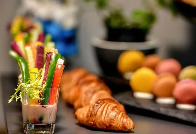 هتل Grand Mercure Dubai City