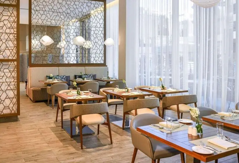 هتل Grand Mercure Dubai City