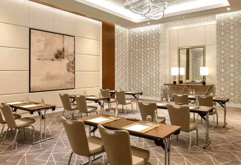 هتل Grand Mercure Dubai City