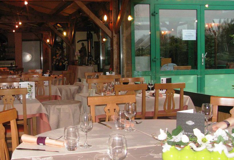 호텔 Auberge De Moussy