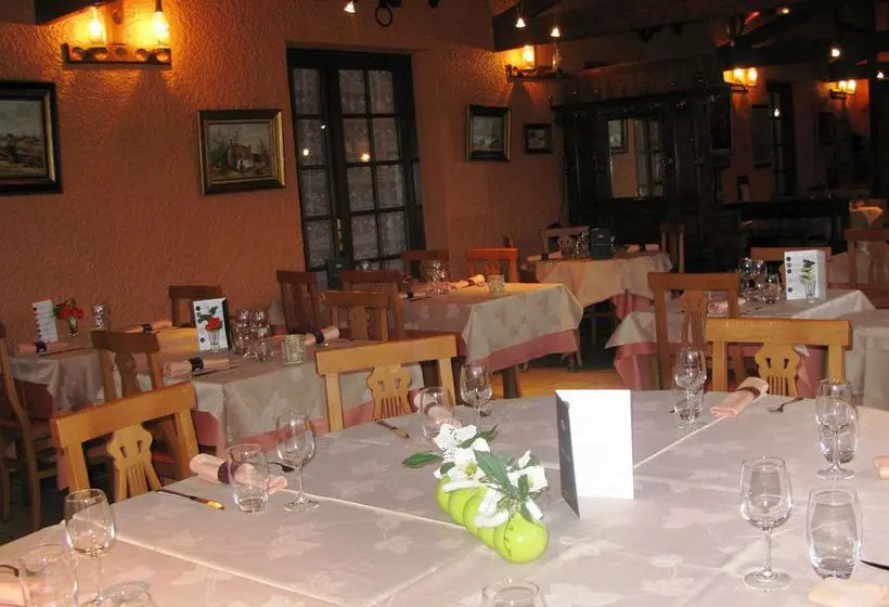 فندق Auberge De Moussy