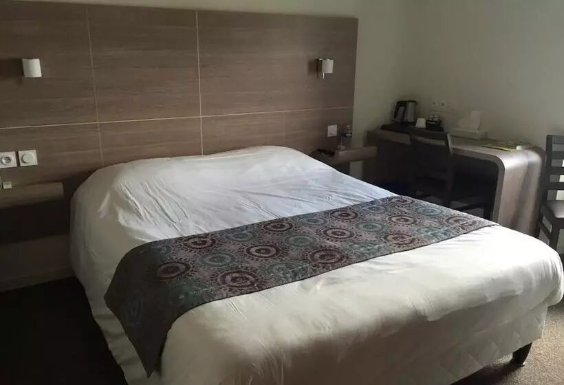 Отель Auberge De La Loire