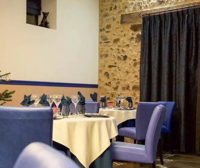 Отель Auberge De La Loire