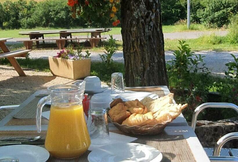 فندق Auberge Des Crêtes