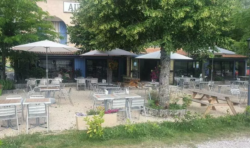 בית מלון כפרי Auberge Des Crêtes