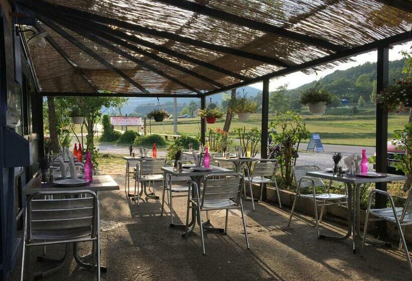 فندق Auberge Des Crêtes