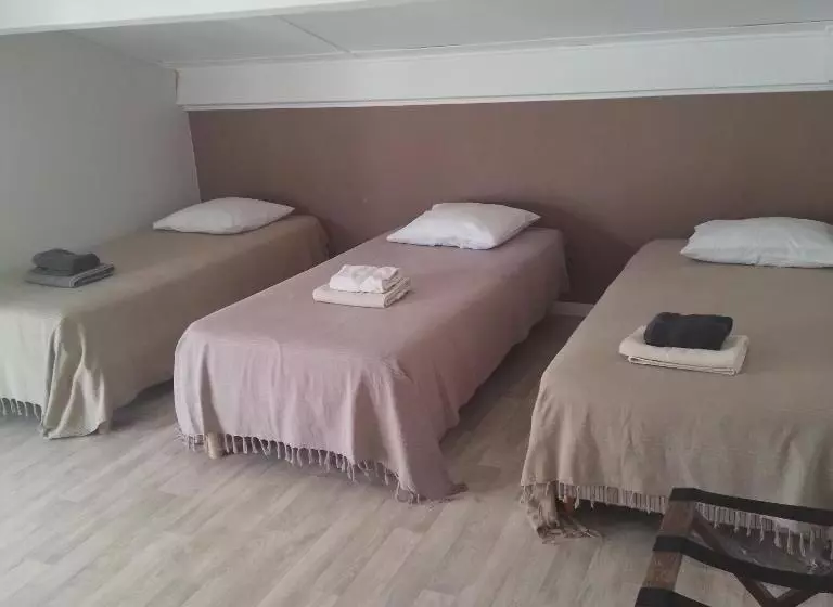 בית מלון כפרי Auberge Des Crêtes