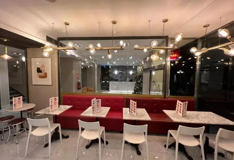 Hotel Avenida Gran Via