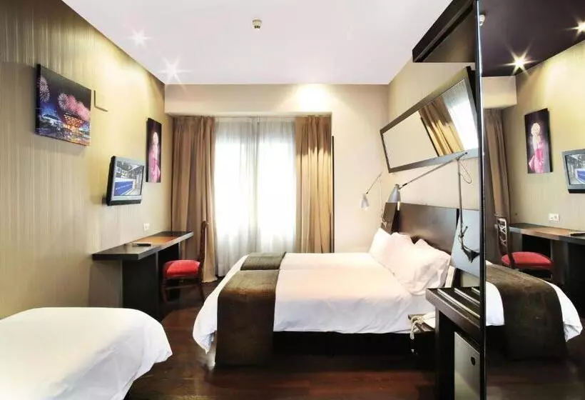 Hotel Avenida Gran Via