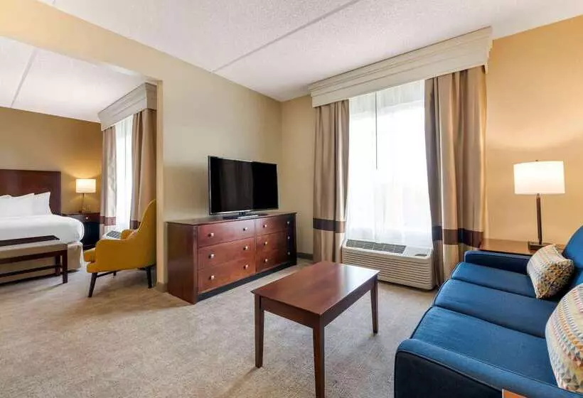 هتل Comfort Suites Near Universal Orlando Resort