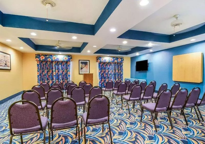 酒店 Comfort Suites Tampa  Brandon