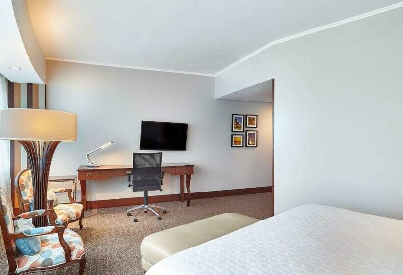 هتل Hilton Porto Alegre