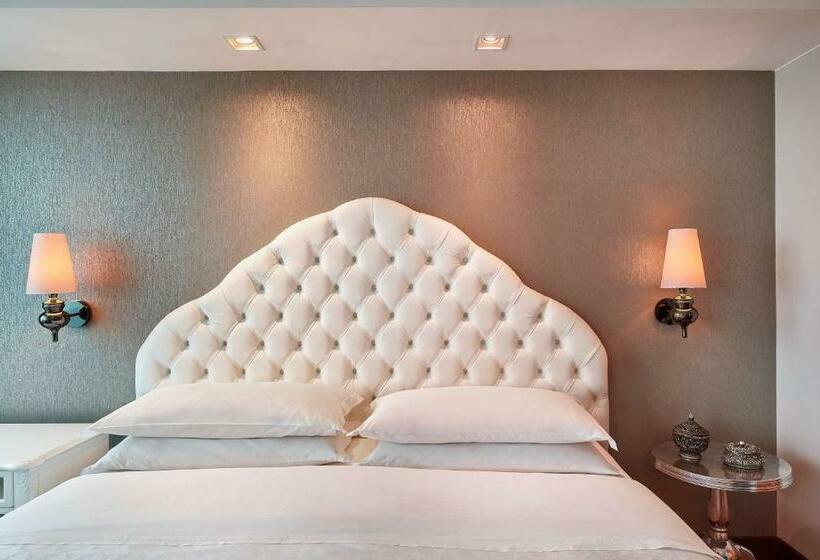 هتل Hilton Porto Alegre