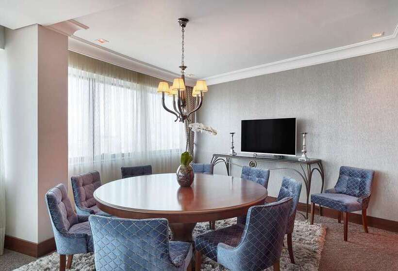 هتل Hilton Porto Alegre