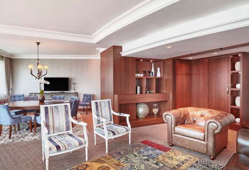 هتل Hilton Porto Alegre