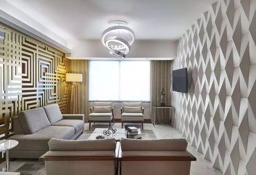 Отель Hilton Porto Alegre