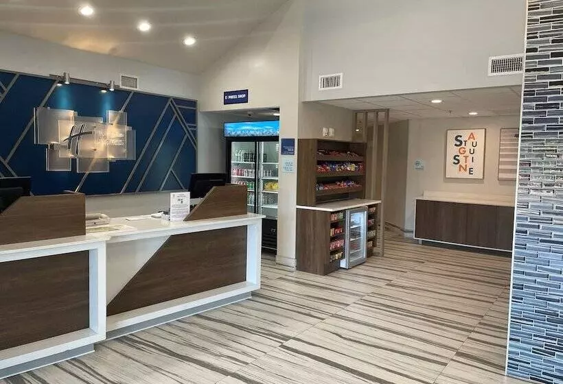 Отель Holiday Inn Express St Augustine Dtwn Historic, An Ihg