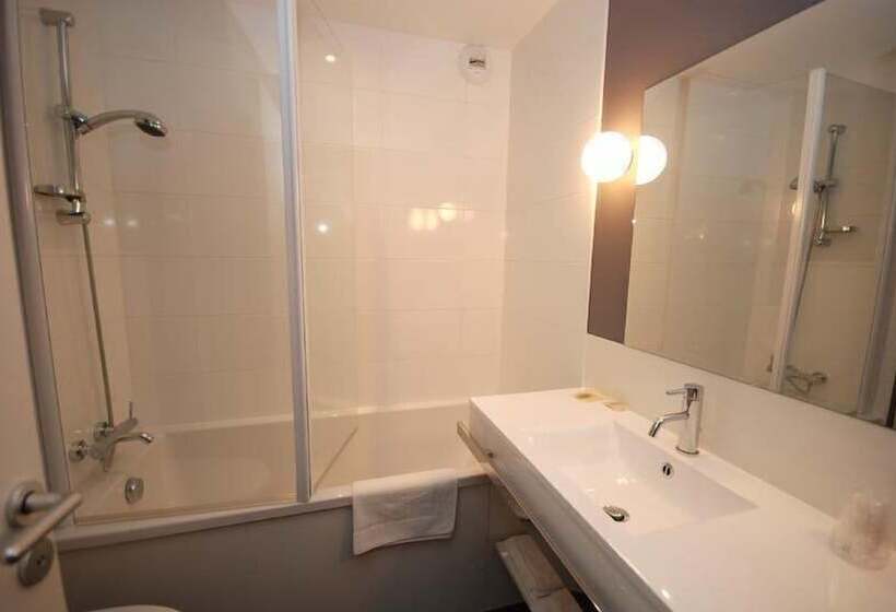 هتل Hôtel De L Europe Et Des Bains