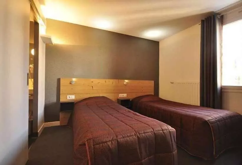 هتل Hôtel De L Europe Et Des Bains