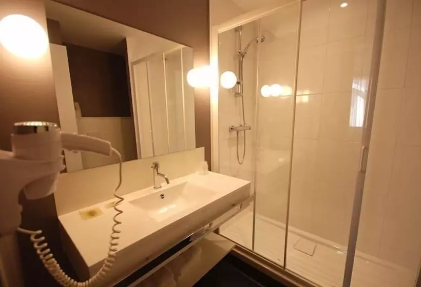 هتل Hôtel De L Europe Et Des Bains