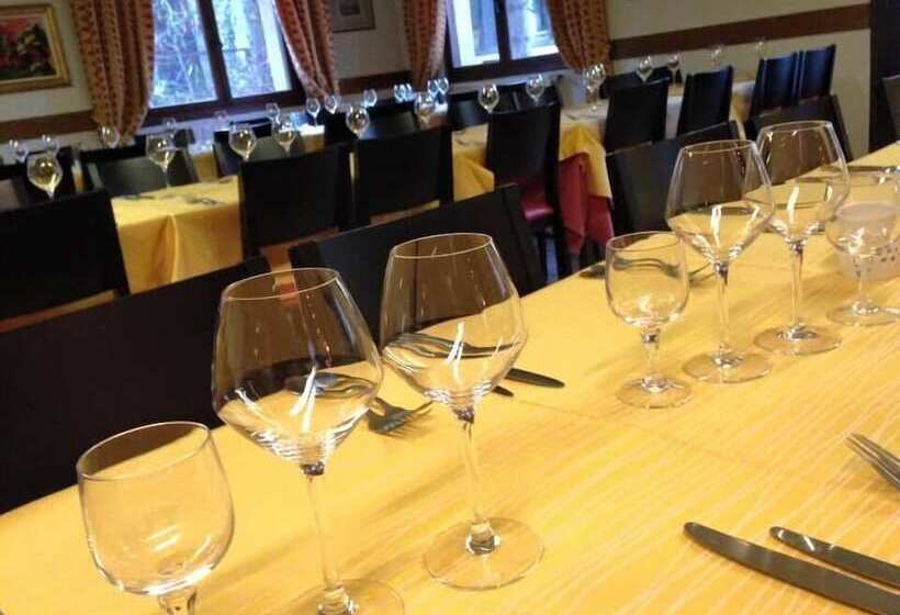 هتل Hôtel De L Europe Et Des Bains