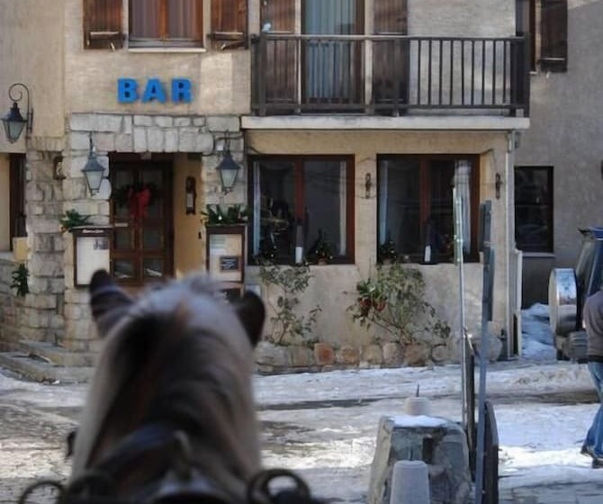 هتل Hôtel De L Europe Et Des Bains