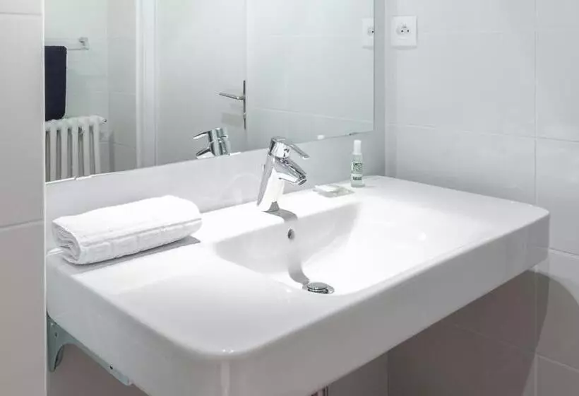 فندق Hôtel Du Port Et De L Aven