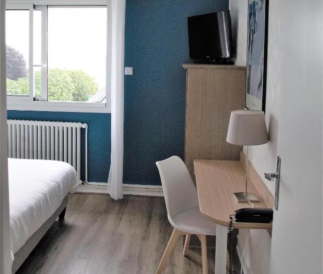 ホテル Hôtel Du Port Et De L Aven