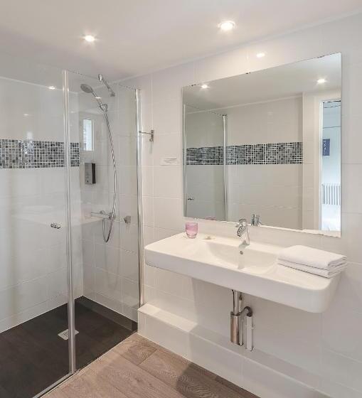 ホテル Hôtel Du Port Et De L Aven