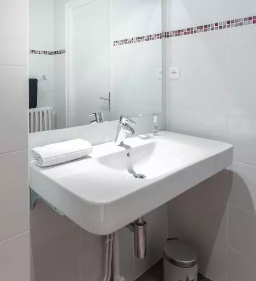 فندق Hôtel Du Port Et De L Aven