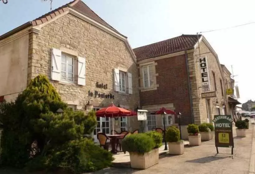 酒店 La Poularde