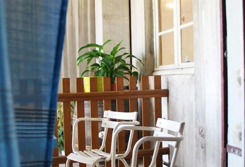 ホテル La Poularde