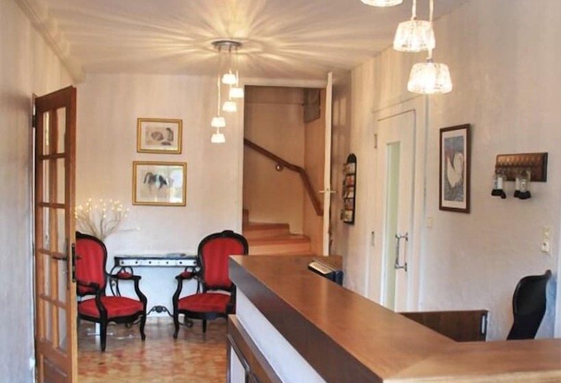 ホテル La Poularde