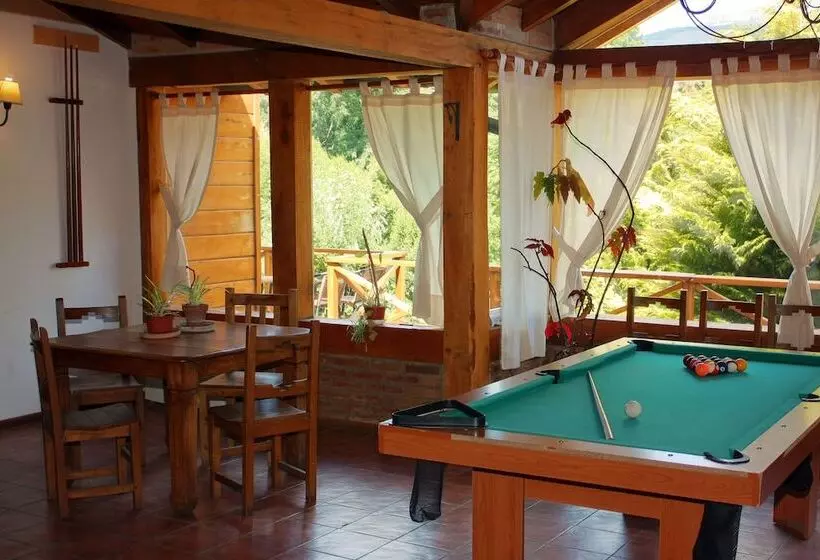 هتل Las Cumbres Apart & Suites