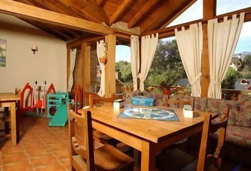 هتل Las Cumbres Apart & Suites