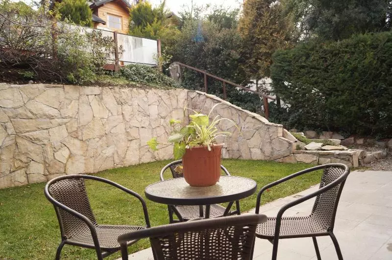 هتل Las Cumbres Apart & Suites