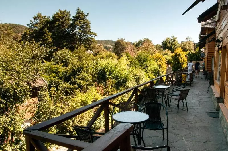 هتل Las Cumbres Apart & Suites