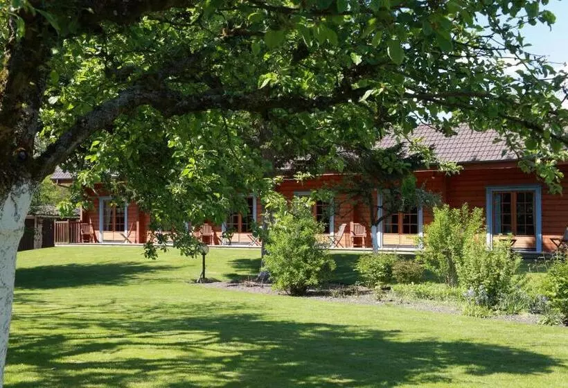 Отель Logis   Hôtel & Restaurant Les Trois Fontaines