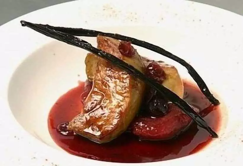 Отель Logis   Hôtel Restaurant L Ecu De France